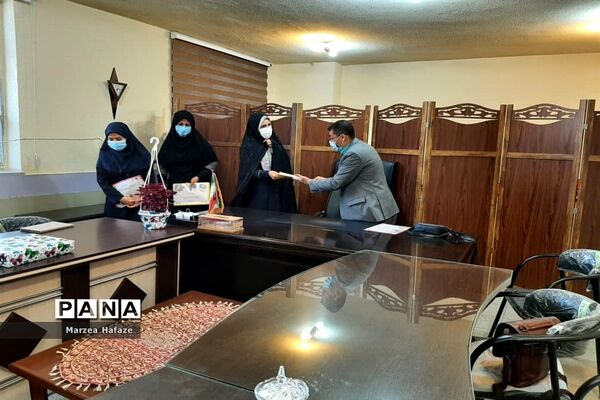 تبریک روز سازمان دانش‌آموزی به مربیان در مدارس