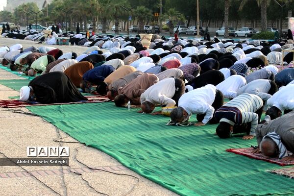 نماز عید سعید فطر در بوشهر