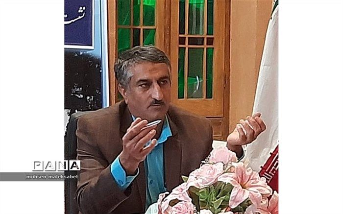 از اهداف تاسیس سازمان دانش آموزی ایجاد روحیه مشارکت دانش آموزان در زمینه های اجتماعی است