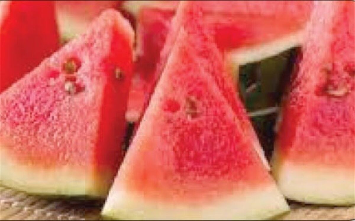 فواید و مضرات خوردن هندوانه