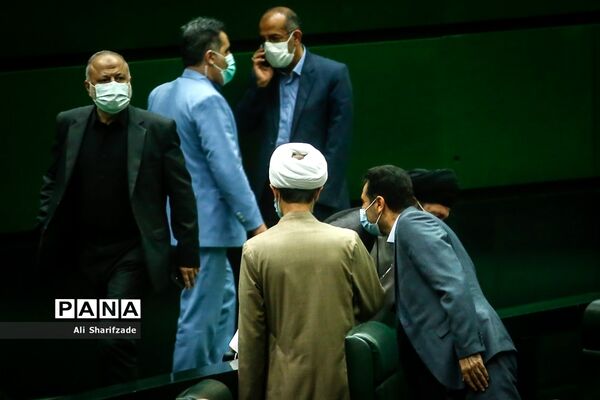 حضور وزیر آموزش و پرورش  در صحن علنی مجلس شورای اسلامی