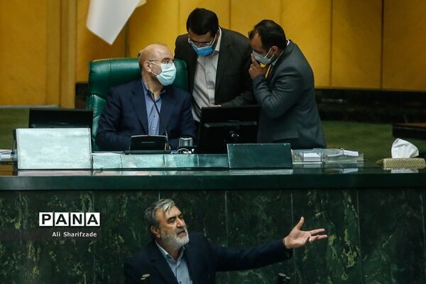 حضور وزیر آموزش و پرورش  در صحن علنی مجلس شورای اسلامی