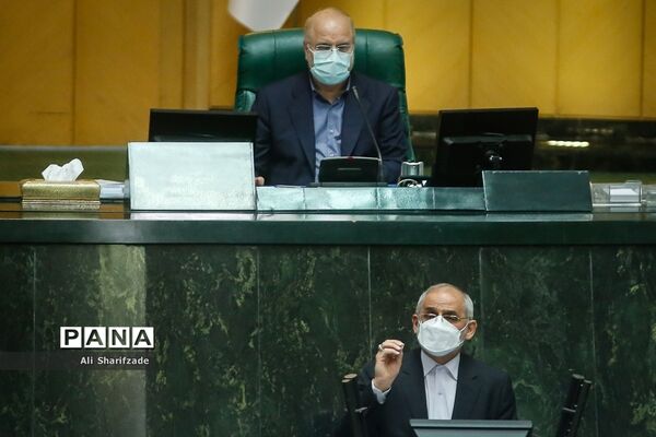 حضور وزیر آموزش و پرورش  در صحن علنی مجلس شورای اسلامی