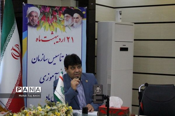 مراسم گرامیداشت سالروز تاسیس سازمان دانش آموزی و تجلیل از فعالان این حوزه در استان بوشهر