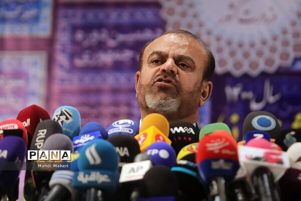 دومین روز ثبت‌نام از داوطلبان انتخابات سیزدهمین دوره ریاست‌جمهوری