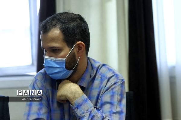 شورای هماهنگی تشکل‌های دانش آموزی با موضوع رای اولی‌ها
