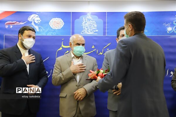 آیین تجلیل از فرهنگیان شاهد و ایثارگر با حضور نماینده مردم شریف کرمانشاه در مجلس شورای اسلامی