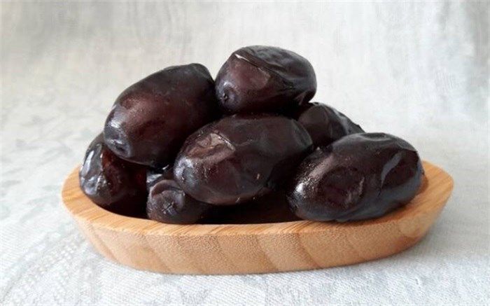 ۶ دلیل برای خرما خوردن