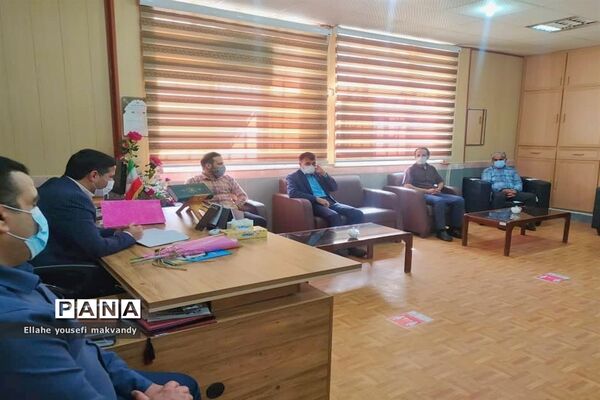 مراسم تجلیل از خانواده های معظم  شهدای فرهنگی  شهرستان امیدیه