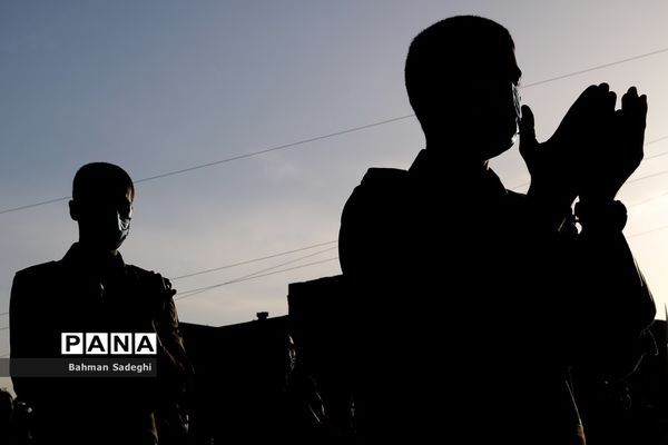 اقامه نماز عید فطر در دانشگاه افسری امام علی (ع)