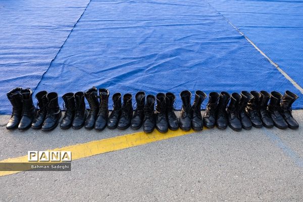 اقامه نماز عید فطر در دانشگاه افسری امام علی (ع)