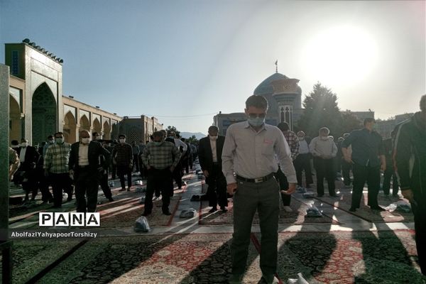 برگزاری مراسم نماز عید سعید فطردر زیارتگاه شهید مدرس کاشمر