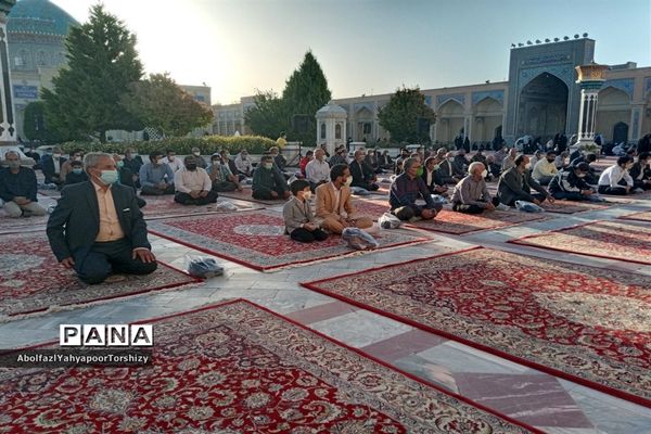 برگزاری مراسم نماز عید سعید فطردر زیارتگاه شهید مدرس کاشمر