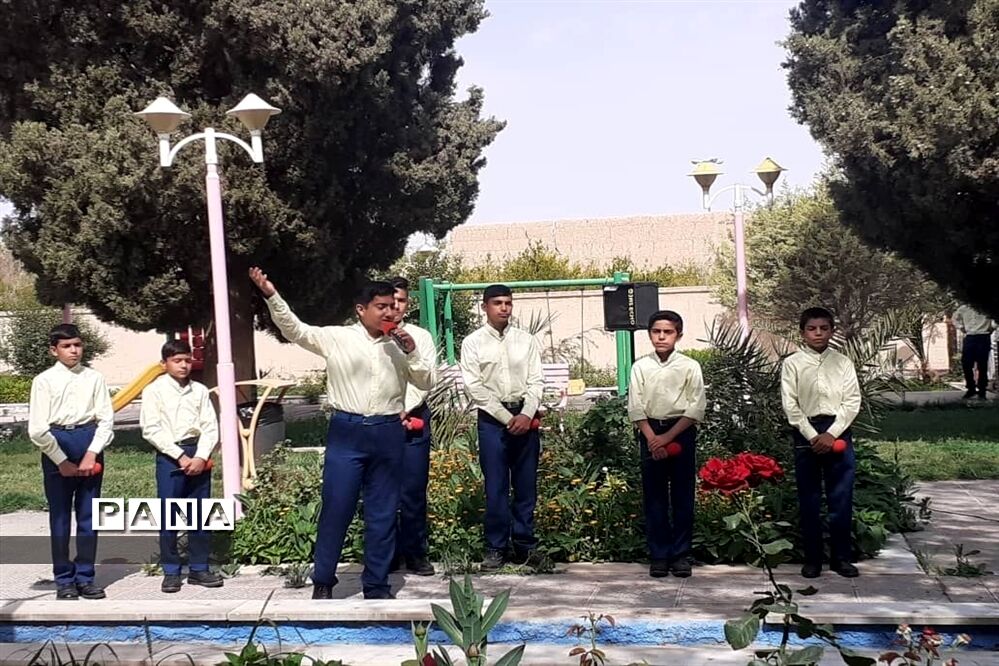 ویژه برنامه سازمان دانش آموزی ابرکوه به مناسبت سالگرد تاسیس سازمان دانش آموزی
