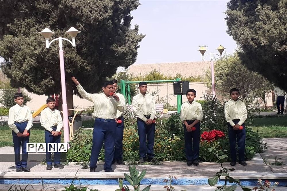 ویژه برنامه سازمان دانش آموزی ابرکوه به مناسبت سالگرد تاسیس سازمان دانش آموزی