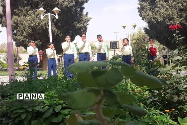 ویژه برنامه سازمان دانش آموزی ابرکوه به مناسبت سالگرد تاسیس سازمان دانش آموزی
