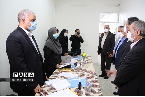 بازدیدمعاون پرورشی و فرهنگی وزارت آموزش و پرورش از دبیرخانه داوری جشنواره معلمان مؤلف