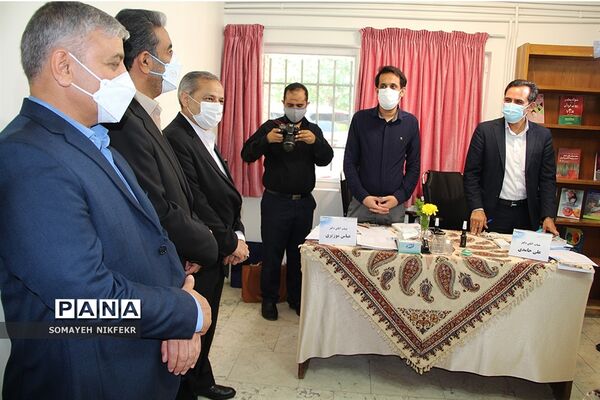 بازدیدمعاون پرورشی و فرهنگی وزارت آموزش و پرورش از دبیرخانه داوری جشنواره معلمان مؤلف