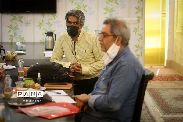 داوری جشنواره معلمان هنرمند