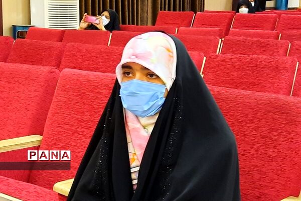 تجلیل از دانش‌آموزان برتر جشنواره نوجوان خوارزمی منطقه ۱۳