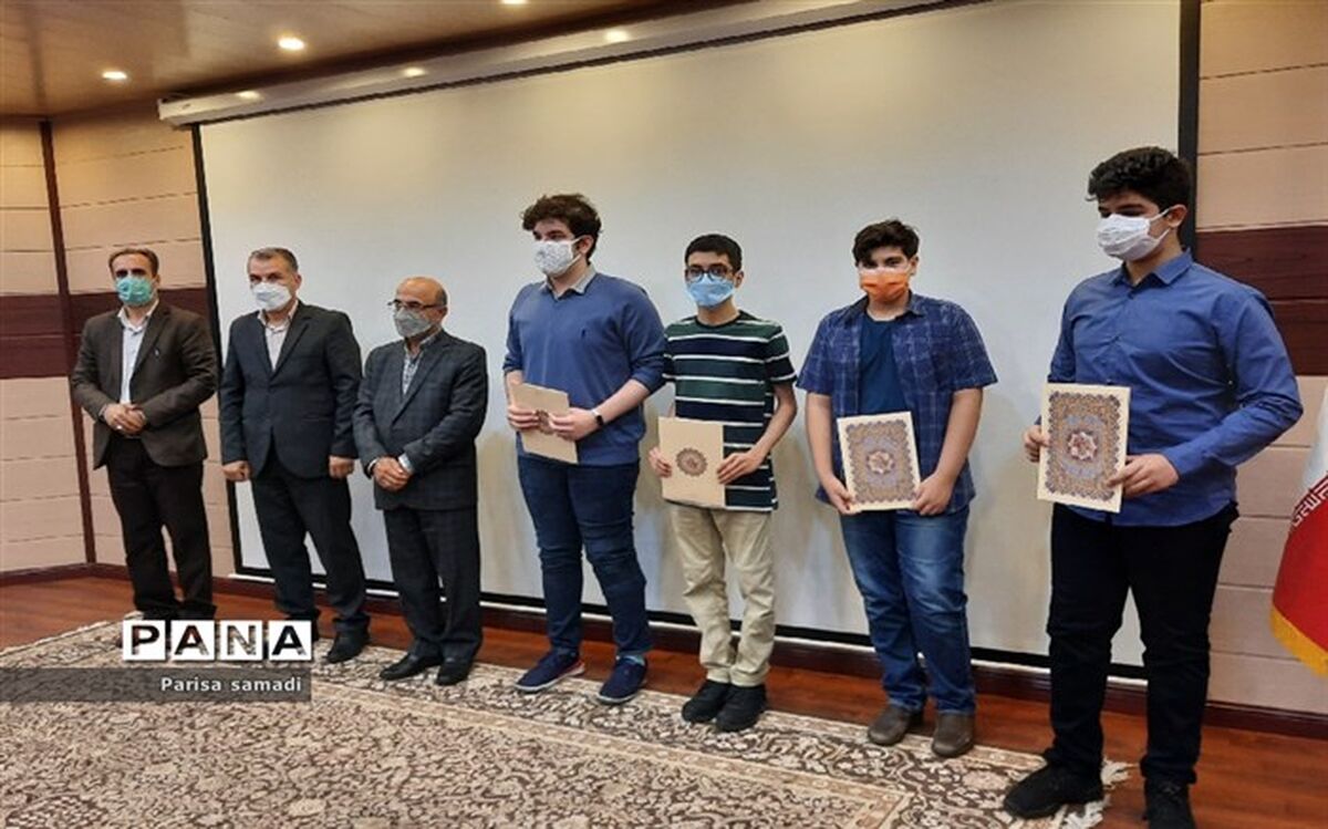 درخشش دانش آموزان منطقه ۱۳ در جشنواره نوجوان خوارزمی