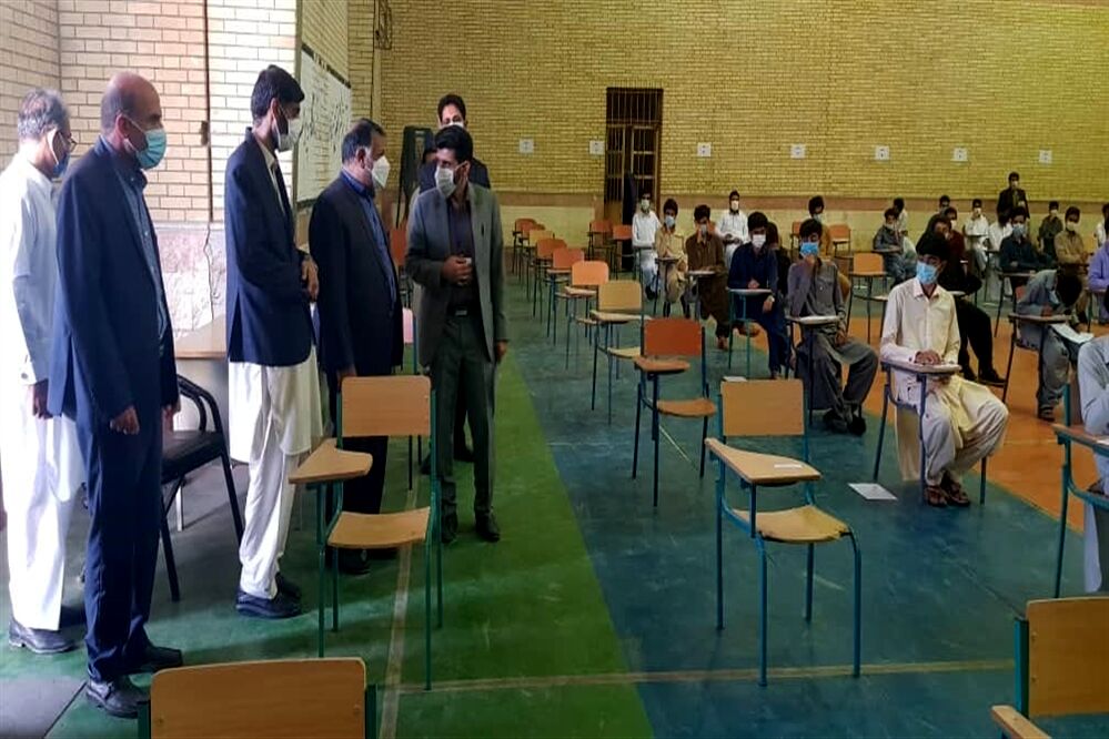بازدید مدیرکل آموزش و پرورش سیستان و بلوچستان ازحوزه‌های امتحانی
