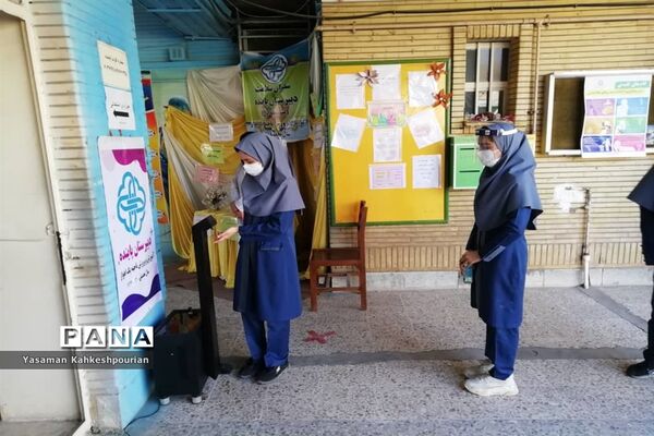 نخستین روز برگزاری امتحانات نهایی پایه نهم در دبیرستان پاینده  اهواز