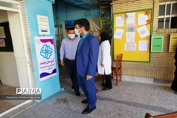 نخستین روز برگزاری امتحانات نهایی پایه نهم در دبیرستان پاینده  اهواز