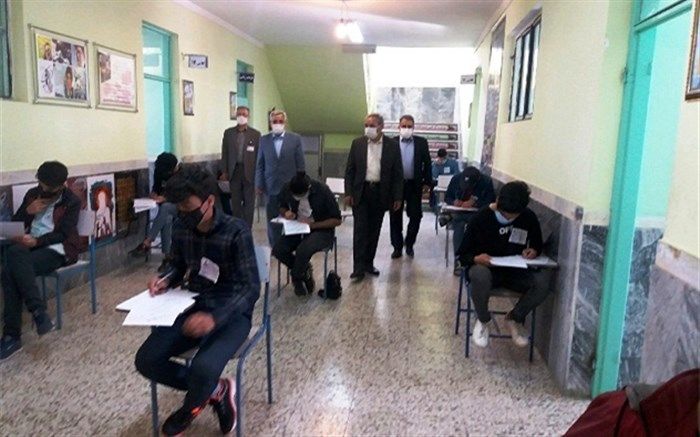 بازدید مدیرکل آموزش و پرورش اردبیل از حوزه های امتحانی پایه های نهم و دوازدهم ناحیه ی 2 اردبیل