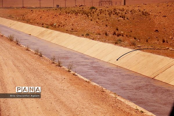 بازدید از مجتمع‌های گلخانه‌ای ارس تارلا امیر و امین تارلا شهرستان جلفا