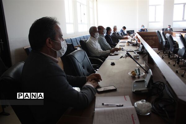 برگزاری دویست و سی و هفتمین جلسه شورای آموزش و پرورش شهرستان ابرکوه