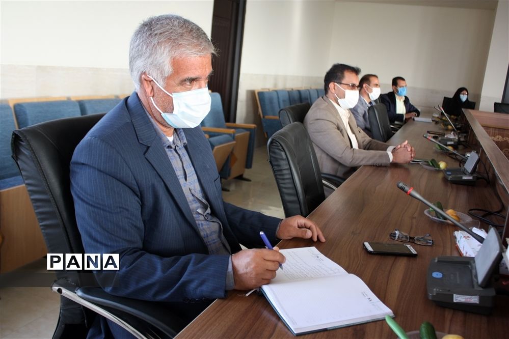 برگزاری دویست و سی و هفتمین جلسه شورای آموزش و پرورش شهرستان ابرکوه