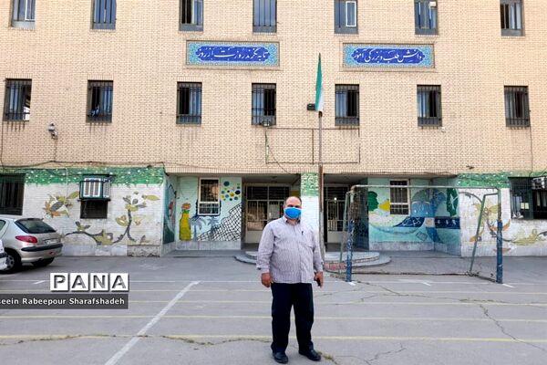 بازدید مدیر آموزش و پرورش منطقه 16 از حوزه امتحانات نهایی 1400منطقه