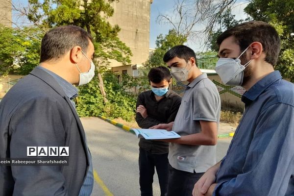 بازدید مدیر آموزش و پرورش منطقه 16 از حوزه امتحانات نهایی 1400منطقه