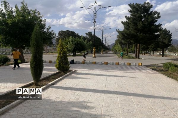 خلوت شدن بلوار سید مرتضی  کاشمر در  اوضاع کرونا