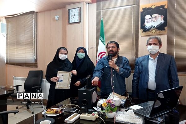 تقدیراز مربیان و دانش آموزان پیشتاز فعال فلاورجان