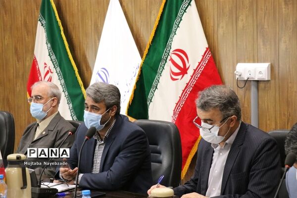 نشست هم‌اندیشی معاونان پرورشی قطب شهید شوشتری