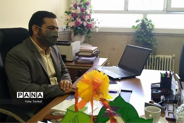 مراسم تقدیر از دانش‌آموزان برتر کتابخوانی در شهرستان پردیس