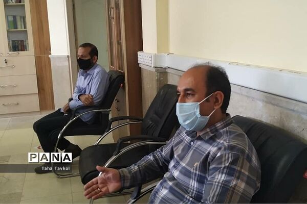 مراسم تقدیر از دانش‌آموزان برتر کتابخوانی در شهرستان پردیس