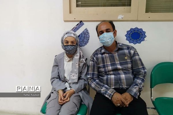 مراسم تقدیر از دانش‌آموزان برتر کتابخوانی در شهرستان پردیس