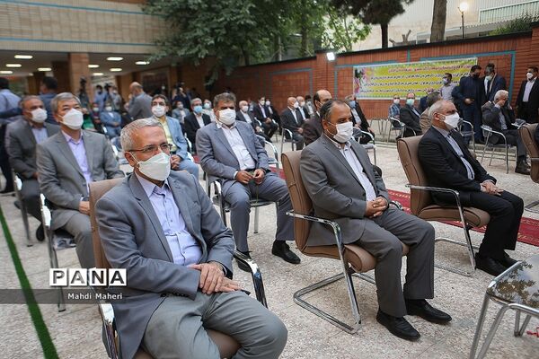 افتتاح مجتمع بزرگ آموزشی و پرورشی دکتر نصیری منطقه 10