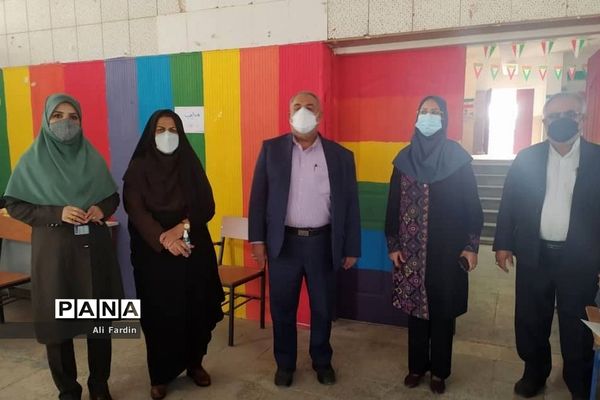 بازدید مدیر آموزش و پرورش شهرستان بوشهر از حوزه امتحانات نهایی