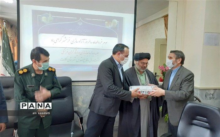 با هیچ زبانی نمی‌توان ایثار و از خودگذشتگی شهدا و رزمندگان را جبران کرد