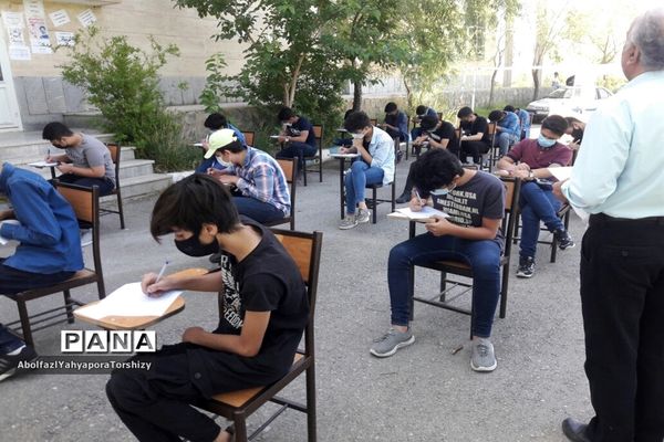 بازدید از امتحانات  پایه نهم دبیرستان سما در فضای باز