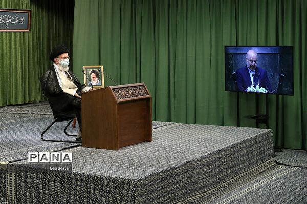 ارتباط تصویری نمایندگان مجلس شورای اسلامی با رهبر انقلاب
