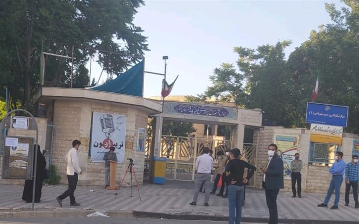 برگزاری تریبون آزاد در شهرکرد