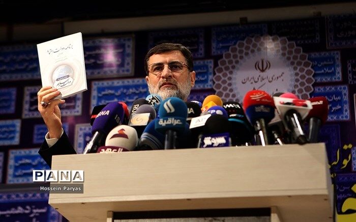 قاضی‌زاده هاشمی: 19برنامه برای اقتصاد ایران دارم