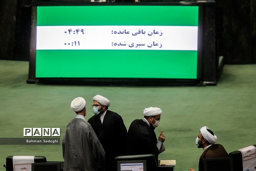 اعلام وصول سوال از وزیر راه درباره فرسودگی آسفالت جاده‌ها