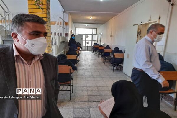 بازدید مدیرکل امور شاهد و ایثارگران وزارت آموزش و پرورش از حوزه امتحانات نهایی منطقه 16 تهران