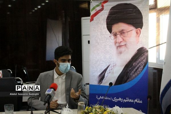 میز گرد رای اولی‌های استان بوشهر